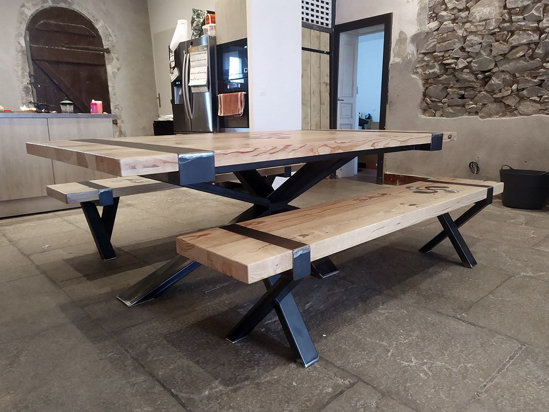 fk design table bois massif coin metal decoupe laser pliage